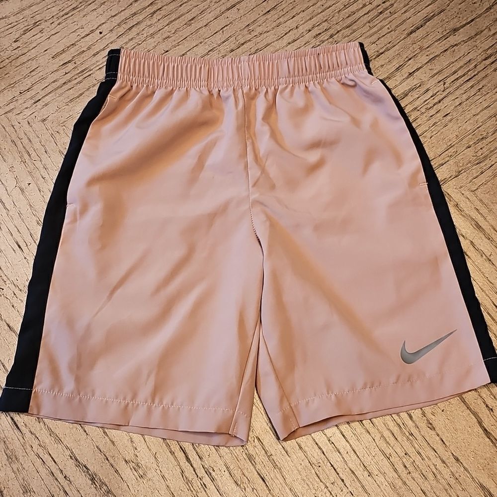 Boys Nike dri-fit shorts size 7